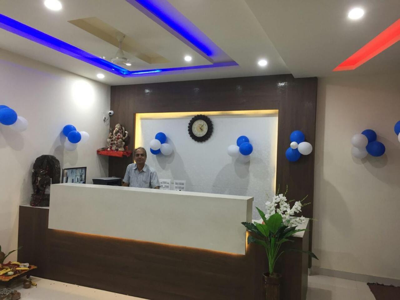 Oyo 60976 Hotel Shree Ji Morena Exteriér fotografie