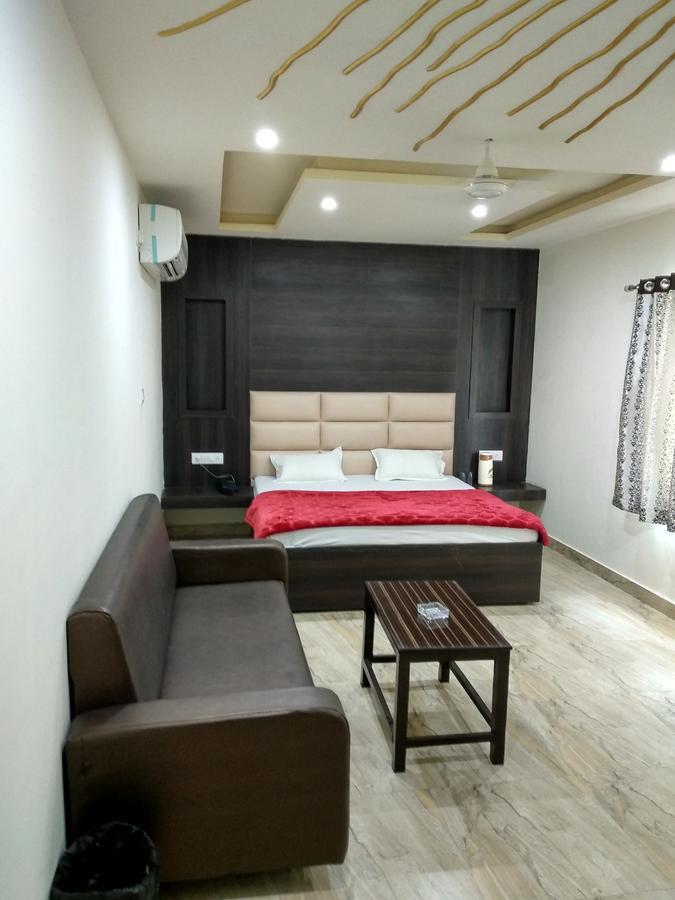 Oyo 60976 Hotel Shree Ji Morena Exteriér fotografie